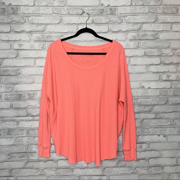 Free People We The Free Love Bug Thermal Coral size L - Picture 2 of 7